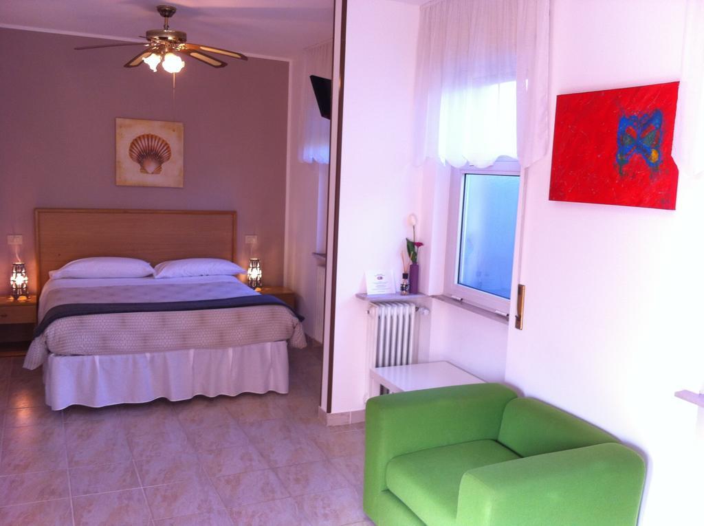 Hotel Moderno Tavagnacco Camera foto